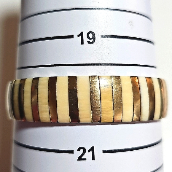 Vintage Bone Inlay Brass Bangle - Picture 3 of 5